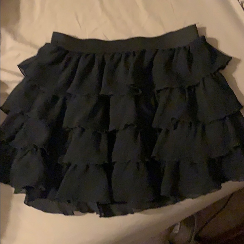 Ruffled skirt